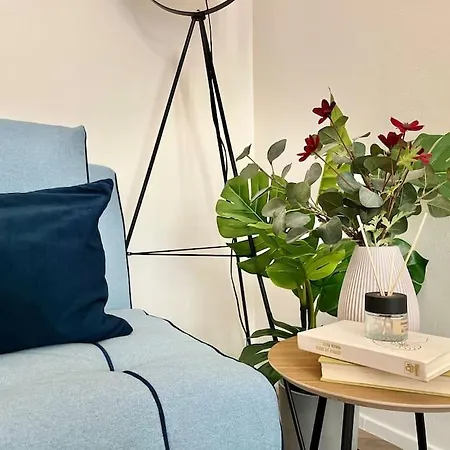 Beautiful New Town Apartment