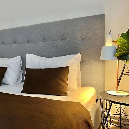 Beautiful New Town Apartment Prague
